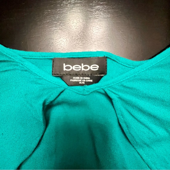 Bebe ruffled top (M) - Picture 4 of 5